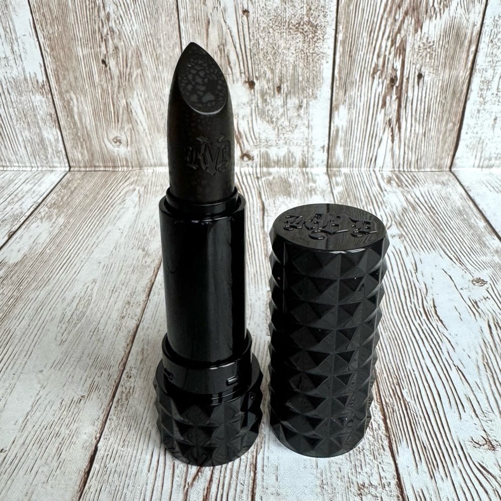 Kat Von D Studded Kiss Slayer Creme Lipstick Matte Black New KVD, Discontinued - Picture 2 of 5